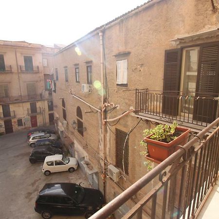 Kaleidos Private Apartment Palermo Exterior foto